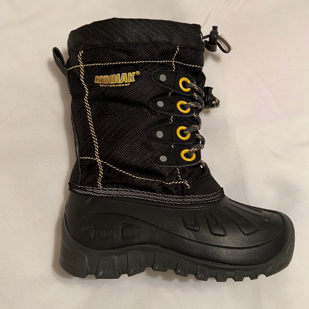 Kodiak Glo Waterproof Snow Boot Kids Size 12